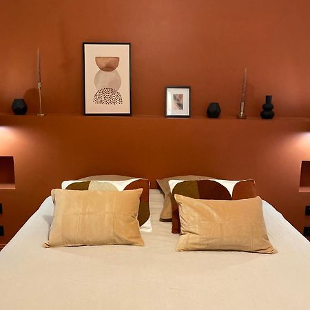 La Halte Des Arenes De Nimes Appartement De Charme Terracotta Екстер'єр фото