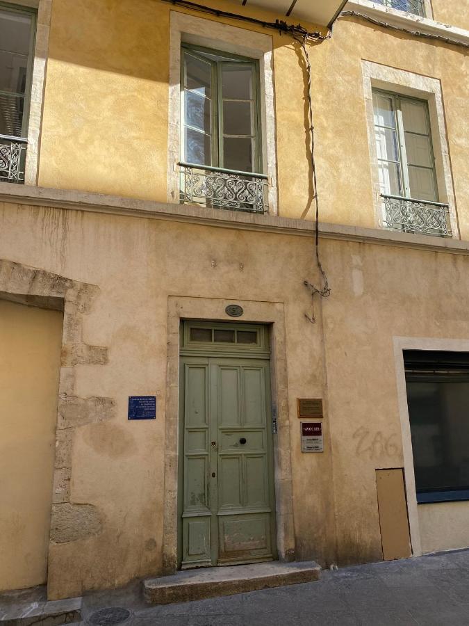La Halte Des Arenes De Nimes Appartement De Charme Terracotta Екстер'єр фото
